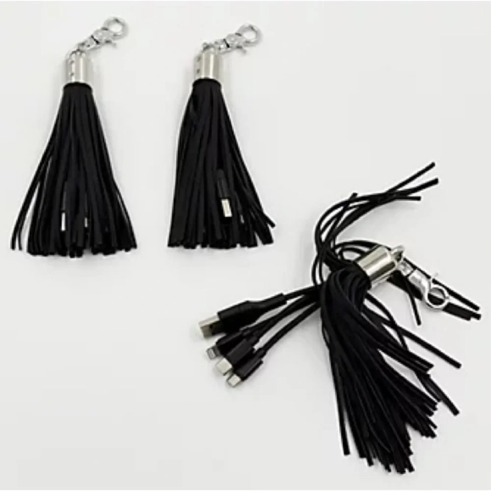 Bolsetta Universal Charging Tassels for Apple & Android - Black